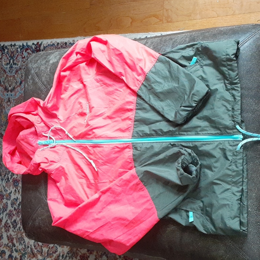 Columbia Windbreaker